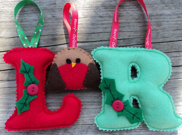 Felt Christmas Letters with Robin